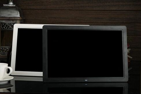 Digital Picture Frame Multi Function Digital Photo Frame, 15 Inch Led Widescreen Hd Electronic Photo Frame in Saudi Arabia