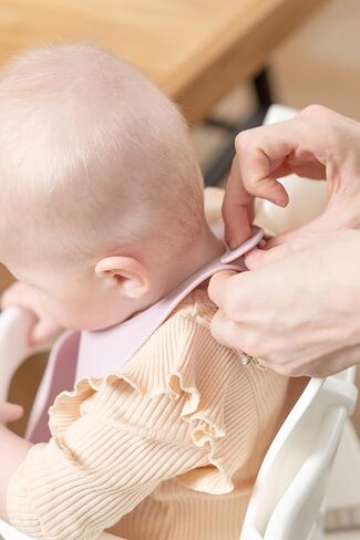 BELLA TUNNO Little Bites Bib – Silicone Baby Bibs for Infant Girls and Boys Ages 3-12 Months, BPA Free Soft Silicone Bib in Kuwait