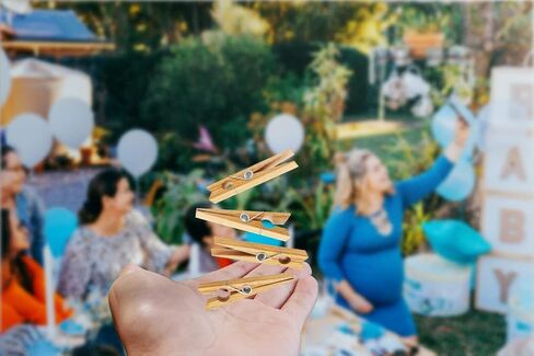 لعبة استحمام الطفل لا تقل الطفل، لافتة لا تقل الطفل (لافتة مقاس 8 × 10 بوصة)، برتقالي، 1 لافتة واقفة + 50 مشبك ملابس (ds48) in Kuwait