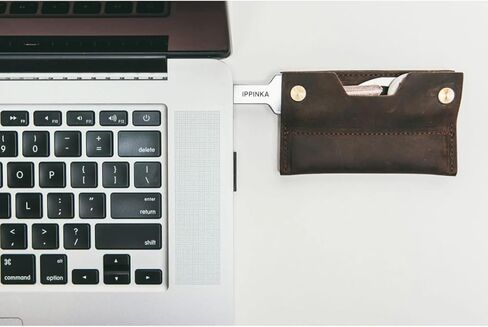 محرك أقراص فلاش USB 3.0 سعة 16 جيجابايت، رفيع وخفيف الوزن، مرفق محفظة MKC بتصميم حديث وبسيط in Saudi Arabia