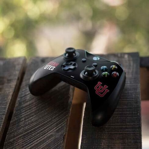 ملصق Skinit المخصص للألعاب متوافق مع وحدة تحكم Xbox One S - تصميم U المتشابك المرخص رسميًا من جامعة يوتا in Kuwait