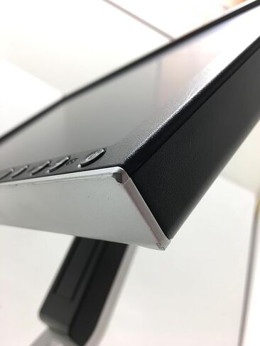 شاشة LCD مسطحة طراز UltraSharp 1908WFP مقاس 19 بوصة من Dell (متجددة) in Saudi Arabia