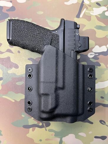 حافظة Kydex سوداء متوافقة مع Springfield Hellcat PRO Streamlight TLR-7 sub 1913 in Kuwait
