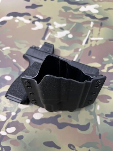 حافظة Kydex سوداء متوافقة مع Springfield Hellcat PRO Streamlight TLR-7 sub 1913 in Kuwait