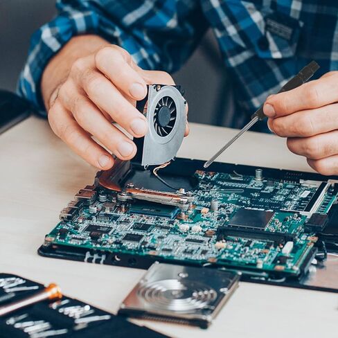 M.2 SSD Mounting Screw Kit Stainless Steel Nut Set for Computer Motherboard Maintenance and Upgrade Accessories Random Style in Kuwait