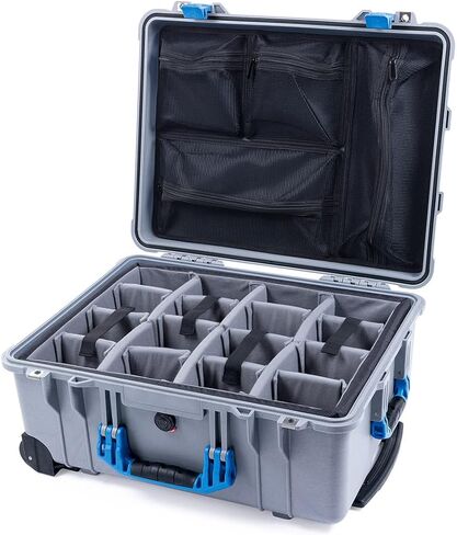 علبة Pelican Color Case Silver Pelican 1560، مع مقابض ومزالج زرقاء. يأتي مع فواصل مبطنة باللون الرمادي ومنظم للغطاء. in Saudi Arabia