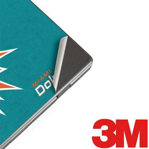 غلاف كمبيوتر محمول من Skinit متوافق مع Thinkpad X1 Carbon (الجيل السادس 2018) - مرخص رسميًا من NFL Miami Dolphins Distressed - تصميم أكوا in Kuwait