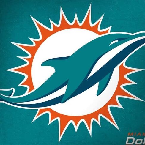 غلاف كمبيوتر محمول من Skinit متوافق مع Thinkpad X1 Carbon (الجيل السادس 2018) - مرخص رسميًا من NFL Miami Dolphins Distressed - تصميم أكوا in Kuwait