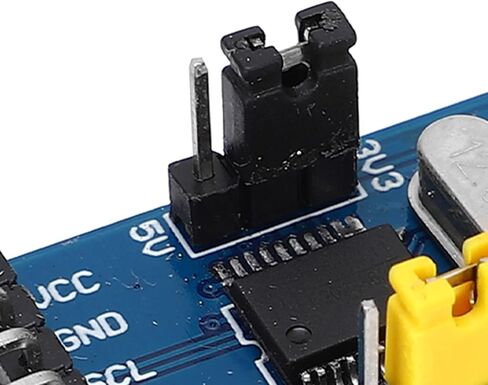 وحدة محول USB إلى UART مع سلك توصيل، مخرج جهد 5 فولت و3.3 فولت، لتنزيل برنامج ISP واتصال البيانات التسلسلية in Kuwait
