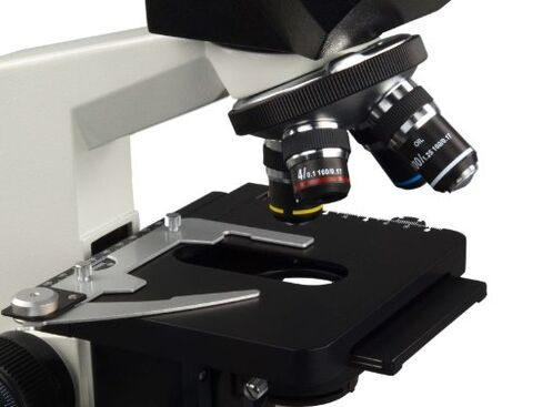 OMAX 40X-1600X Digital Lab Trinocular Biological Compound Microscope with 9.0MP USB Digital Camera in Saudi Arabia