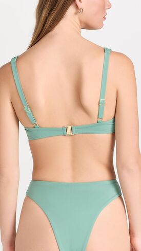 قطعة علوية بكيني نسائية من Riot Swim ذات سلك مزخرف بحلقة in Kuwait
