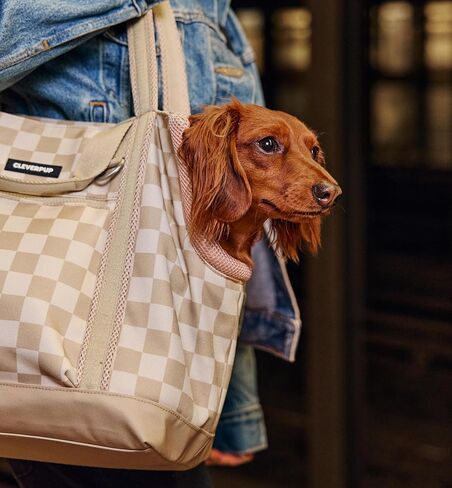 حاملة الكلاب Cleverpup Transit Tote للكلاب الصغيرة التي يصل وزنها إلى 8 أرطال، مجموعة 4 قطع ناعمة الجوانب مقاس 16x11x8 مع قاعدة مقاومة للماء، حشوة قطيفة، كيس طعام، فتحة رأس شبكية - صغيرة، لوحة شطرنج in Kuwait