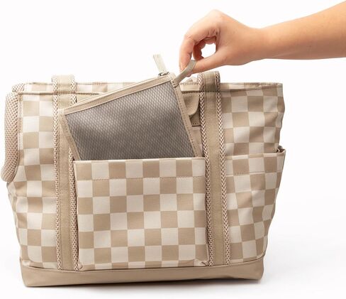 حاملة الكلاب Cleverpup Transit Tote للكلاب الصغيرة التي يصل وزنها إلى 8 أرطال، مجموعة 4 قطع ناعمة الجوانب مقاس 16x11x8 مع قاعدة مقاومة للماء، حشوة قطيفة، كيس طعام، فتحة رأس شبكية - صغيرة، لوحة شطرنج in Kuwait