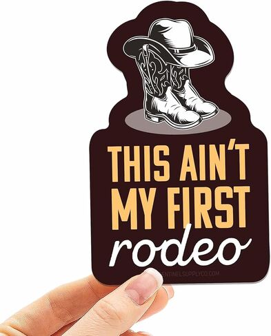 ملصق This Ain't My First Rodeo - ملصق غربي لطيف لزجاجة المياه المائية، ملصق اقتباس مضحك لرعاة البقر ومربي الماشية ومحبي الخيول وملكة روديو in Saudi Arabia