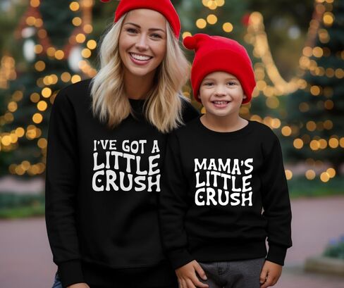 سويت شيرت Mama's Little Crush Mommy and Me، سويت شيرت لطيف متطابق للأم والصبي، سترة متطابقة للأم والابن، ملابس عائلية بأكمام طويلة وياقة مستديرة، عيد ميلاد، للأم الصبي. متعدد الألوان in Saudi Arabia