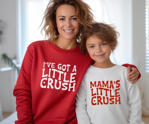 سويت شيرت Mama's Little Crush Mommy and Me، سويت شيرت لطيف متطابق للأم والصبي، سترة متطابقة للأم والابن، ملابس عائلية بأكمام طويلة وياقة مستديرة، عيد ميلاد، للأم الصبي. متعدد الألوان in Saudi Arabia