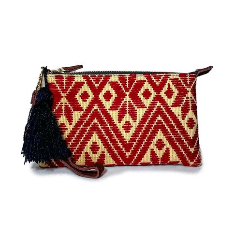 Purse "Erika", made by Jühue Artesanal, Handmade purse made in Mexico, Multicolor Purse, hand embroidery, unique piece, Embroidered purse, Mexican embroidery, Made in Mexico, Suede Purse in Saudi Arabia