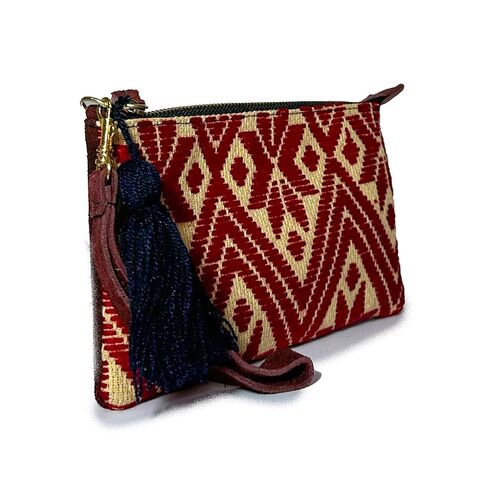 Purse "Erika", made by Jühue Artesanal, Handmade purse made in Mexico, Multicolor Purse, hand embroidery, unique piece, Embroidered purse, Mexican embroidery, Made in Mexico, Suede Purse in Saudi Arabia
