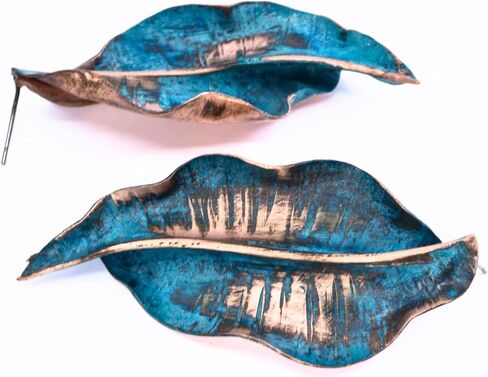 أقراط أوراق نحاسية مصنوعة يدويًا، لون أزرق مخضر زنجار، تصميم معدني ريفي in Kuwait