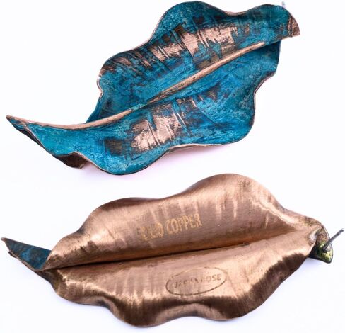 أقراط أوراق نحاسية مصنوعة يدويًا، لون أزرق مخضر زنجار، تصميم معدني ريفي in Kuwait