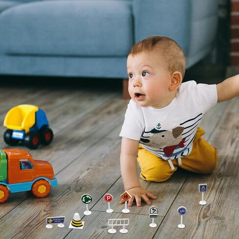 28 قطعة من زينة إشارات المرور المصغرة، زينة لافتات الطرق البلاستيكية الصغيرة، زينة لبيت الدمى، مخروط المرور، حاجز إشارة، نموذج إشارات الشوارع الصغيرة، مجموعة تعليمية لبيت الدمى، منظر صغير in Kuwait