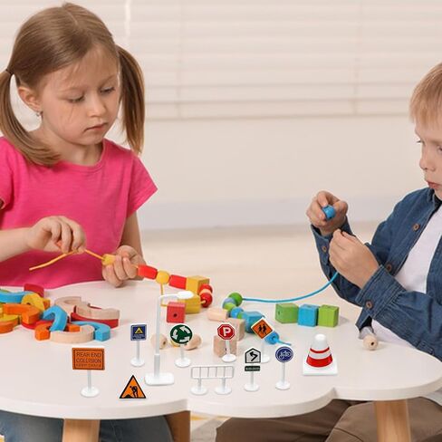 28 قطعة من زينة إشارات المرور المصغرة، زينة لافتات الطرق البلاستيكية الصغيرة، زينة لبيت الدمى، مخروط المرور، حاجز إشارة، نموذج إشارات الشوارع الصغيرة، مجموعة تعليمية لبيت الدمى، منظر صغير in Kuwait