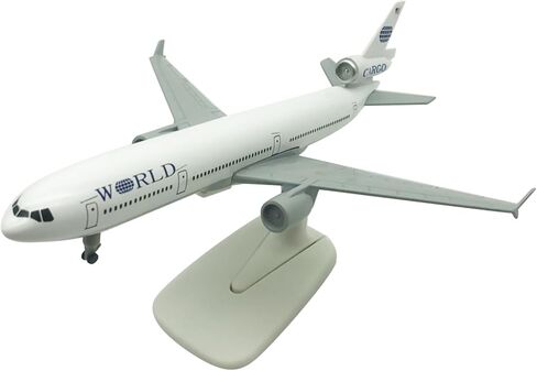 DAGIJIRD 1:400 USA البضائع MD-11 الخطوط الجوية نموذج طائرة معدنية محاكاة نموذج طائرة ديكور غرفة مكتب المنزل الهدايا in Saudi Arabia
