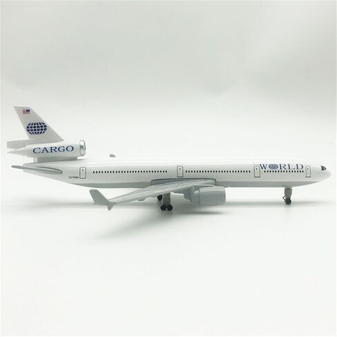 DAGIJIRD 1:400 USA البضائع MD-11 الخطوط الجوية نموذج طائرة معدنية محاكاة نموذج طائرة ديكور غرفة مكتب المنزل الهدايا in Saudi Arabia