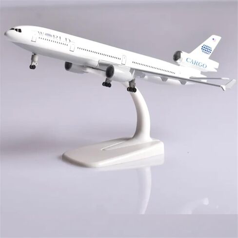 DAGIJIRD 1:400 USA البضائع MD-11 الخطوط الجوية نموذج طائرة معدنية محاكاة نموذج طائرة ديكور غرفة مكتب المنزل الهدايا in Saudi Arabia