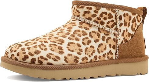حذاء UGG النسائي الكلاسيكي Ultra Mini Plains للكاحل in Saudi Arabia