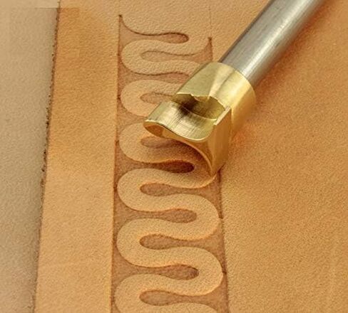 DandS ltd Leather Stamp Tool, Diamond, Professional Steel Craft Tool for Leatherworking, Embossing, Carving & Stamping Leather Projects, Belts Wallets & DIY Projects Compatible with Mallet #23 in Saudi Arabia