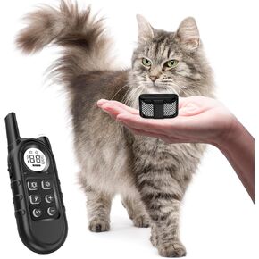 Tiniest Cat Shock Collar, Lightest Cat Training Collar with Remote for Small Cats 5-15lbs & Medium Large Cats/Puppies, Waterproof, Rechargeable, 1300ft Range（White Black Dot） in Kuwait