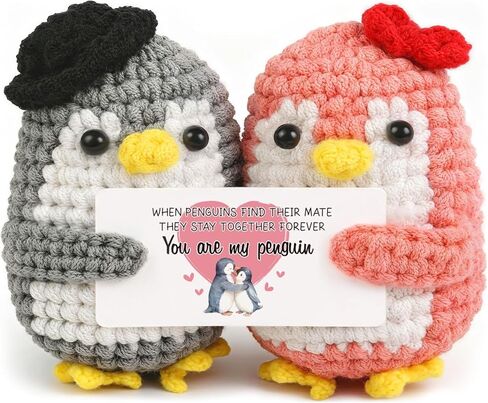 Penguin Couple Crochet Gift – Handmade Knitted Penguin Lovers – Engagement Wedding for Couples, Husband Wife, Boyfriend Girlfriend in Saudi Arabia