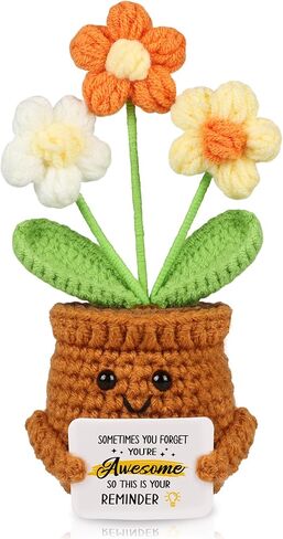 Penguin Couple Crochet Gift – Handmade Knitted Penguin Lovers – Engagement Wedding for Couples, Husband Wife, Boyfriend Girlfriend in Saudi Arabia
