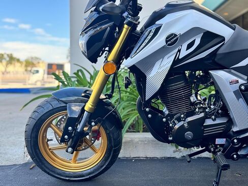 LIFAN KP-MINI RS 150CC EFI Motorcycle | 150cc Engine | 5-SPEED | EFI FUEL-INJECTED | WHITE in Kuwait