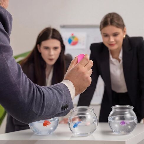 مجموعة ألعاب وعاء السمك لتنس الطاولة 16 أونصة، 12 وعاء بلاستيكي من اللبلاب و12 لعبة بلاستيكية ذهبية ملونة، 20 كرة تنس طاولة متعددة الألوان لمكافآت حفلات كرنفال الأسماك الحلوى in Kuwait