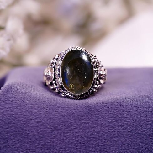 Handmade Labradorite Oval Ring for Women – Natural Labradorite Gemstone 925 Sterling Silver Statement Ring, Boho Jewelry, Anniversary Birthday Gift for Her in Saudi Arabia
