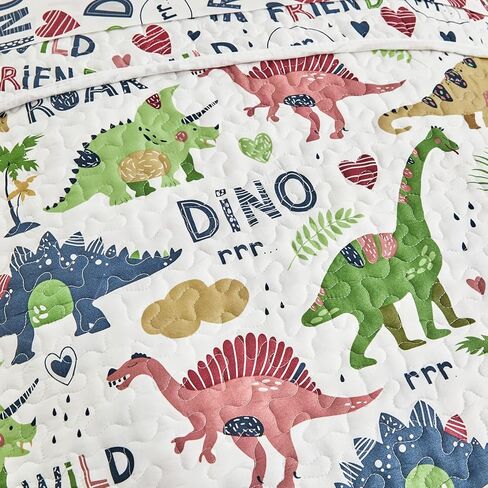 طقم سرير مبطن للأطفال الصغار مكون من 4 قطع صيفي أبيض ملون على شكل ديناصور للأطفال الصغار يتضمن مجموعة لحاف مقاس طفل صغير وملاءة مسطحة وملاءة جاهزة وكيس وسادة in Kuwait