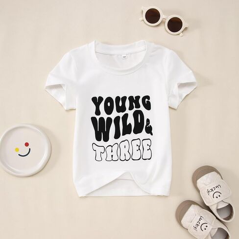 قميص Young Wild and Three بعمر 3 سنوات لعيد ميلاد فتاة تي شيرت للحفلات الثالثة هدية عيد ميلاد ثالثة بأكمام قصيرة in Kuwait
