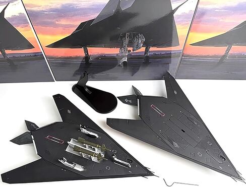 1:72 Alloy USAF F-117 Nighthawk Attack Aircraft Fighter Toy Aircraft Model Simulation Aviation Science Exhibition Model in Saudi Arabia