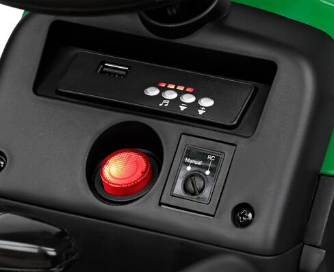 Peg Perego John Deere Farm Power 12 فولت جرار ومقطورة مع جهاز تحكم عن بعد in Kuwait