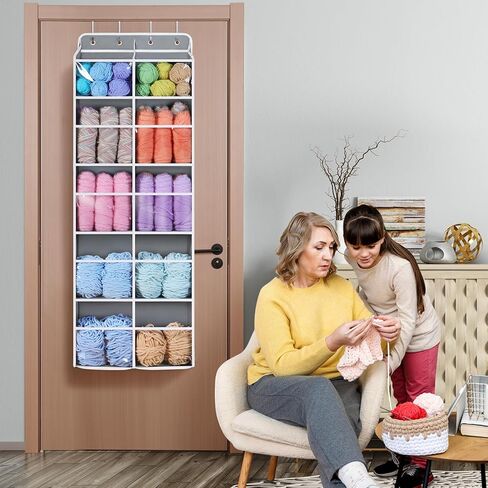 منظم تخزين الخيوط المعلقة من Univivi، منظم حقائب كروشيه كبير جدًا مكون من 5 طبقات مع جيوب عميقة شفافة، تخزين الخيوط فوق الباب لخطاف الكروشيه، إبر الحياكة (رمادي) in Kuwait