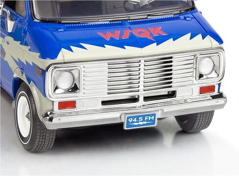 مجموعة بناء نموذج ريفيل 14578 Stranger Things '77 GMC® The Squawk Van بمقياس 1:25 مكونة من 69 قطعة من المستوى 3 in Kuwait