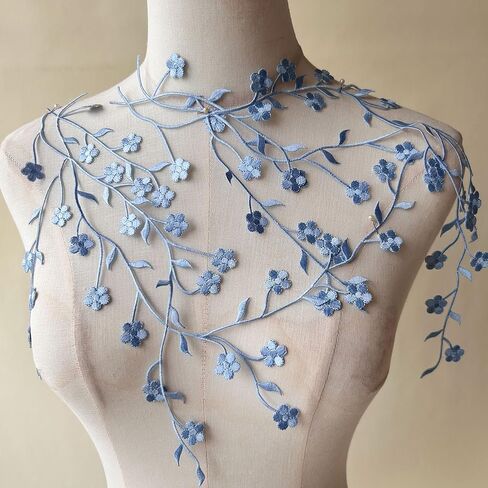 قطعتان من الحديد العنابي على رقعة مطرزة رقيقة على زهرة البرقوق لفستان الحفلة الراقصة والأزياء التنكرية in Kuwait