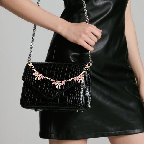 حقيبة ساحرة لحقائب اليد، سلسلة محفظة على شكل فيونكة وردية لطيفة وقلادات محفظة عصرية وإكسسوارات زخرفية للنساء حقائب يد على الكتف ومقبض قصير in Kuwait