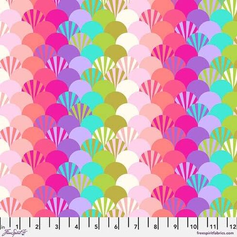 حزمة Parisville Deja Vu Fat Quarter Bundle (8 قطع) من Tula Pink for Free Spirit 18 × 21 بوصة (45.72 سم × 53.34 سم) قطع قماش من نسيج اللحاف DIY in Kuwait