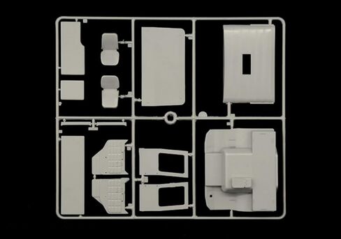 Italeri 3946S Man 1:24 F8 19.321 2 محور، صنع نموذج طبق الأصل المؤمنين، الحرف اليدوية، هواية، الإلتصاق، مجموعة البناء البلاستيكية، التجميع in Kuwait