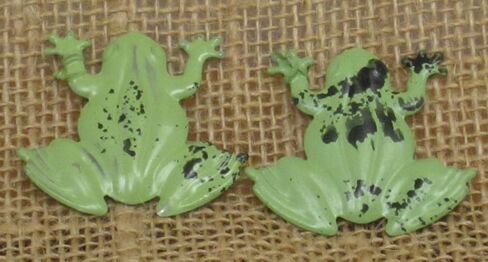 Metal Frogs - 12 Pc - 1.5 x 1.6 inches, Green Distressed Shapes Tin Art Craft in Saudi Arabia