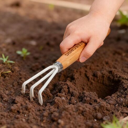 Kids Gardening Tools Set Mini Gardening Tools for Children with Small Shovel, Trowel and Rake, Inspire a Love for Nature in Saudi Arabia