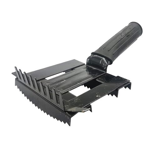 Livestock Shedding Comb Cattle Grooming Combs Metal Livestock Brush Tools Cow Cattle Brush Bull Hair Brush Grooming for Horse, Cattle,Sheep (Black) in Saudi Arabia